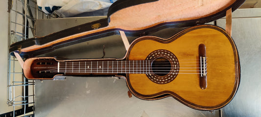 Salvador Ibanez classical guitar ~ around year 1890