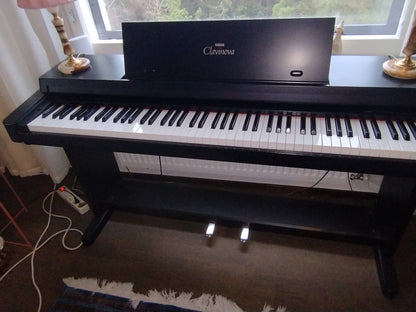 Yamaha Clavinova CLP-360 digital piano (used)