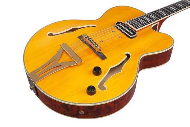 Ibanez PM3C-NAL Pat Metheny jazzkitara - Aron Soitin