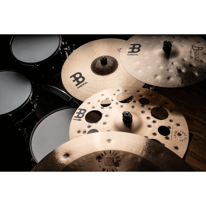 Meinl 18" Pure Alloy Extra Hammered Trash Crash - Aron Soitin