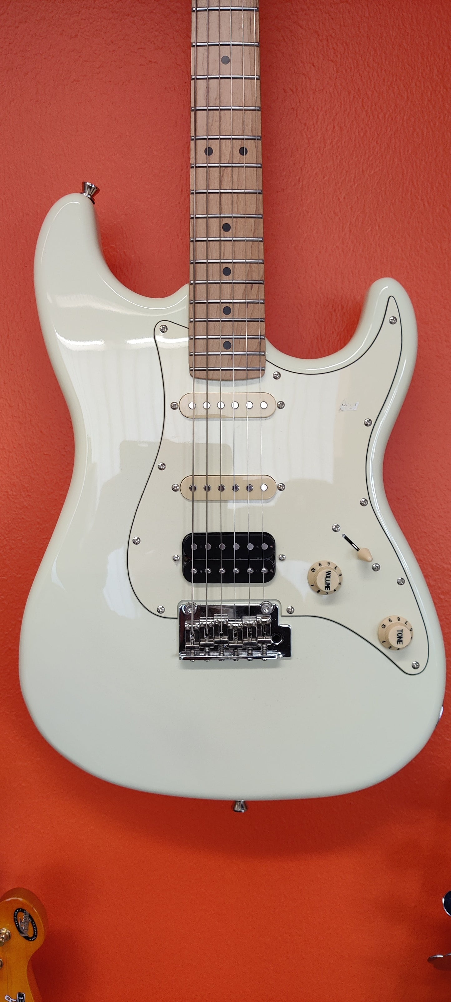 JET strato white (used) - Aron Soitin